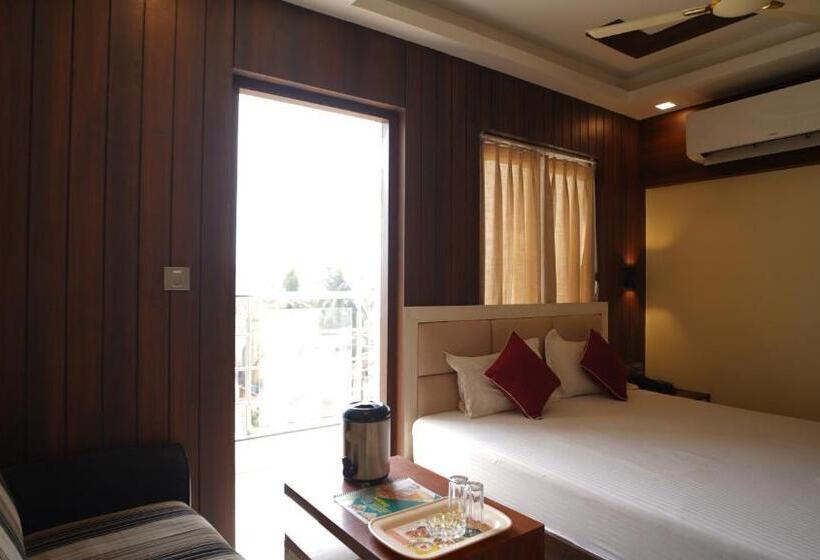 Номер Стандарт, Mayuri