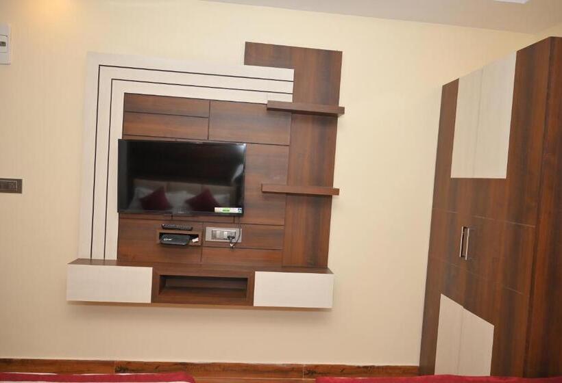 Трехместный Номер Deluxe, Mayuri