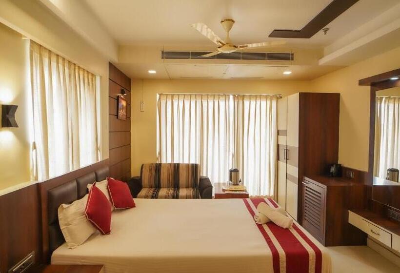 Четырехместный Номер Стандарт, Mayuri