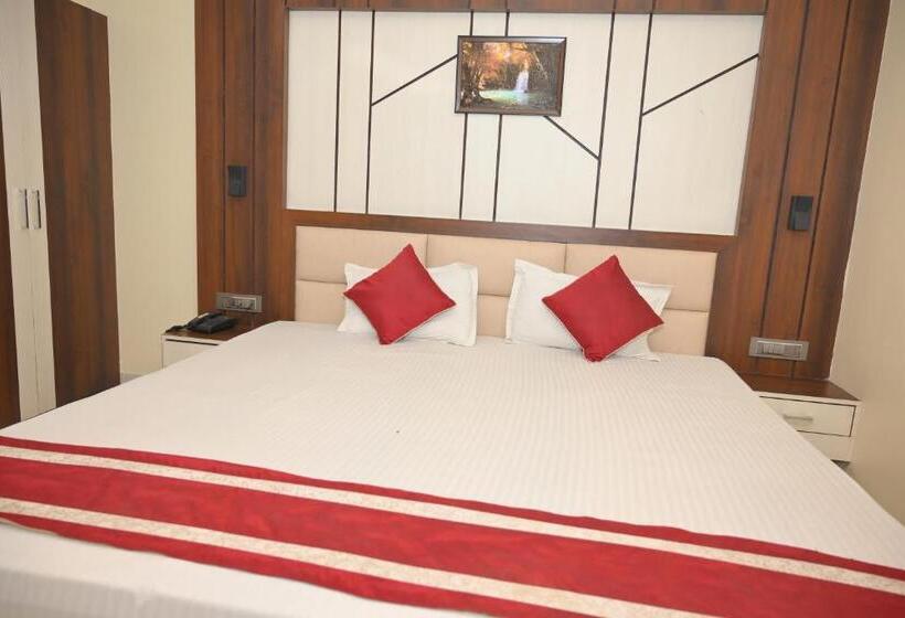 Номер Deluxe Кровать Кинг, Mayuri