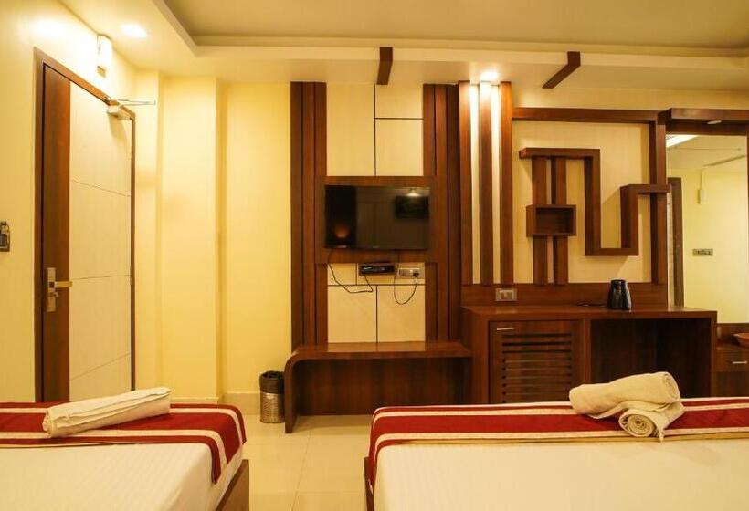 Трехместный Номер Deluxe, Mayuri