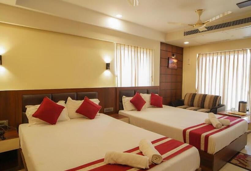 Четырехместный Номер Стандарт, Mayuri