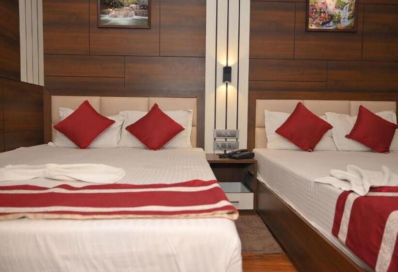 Четырехместный Номер Стандарт, Mayuri