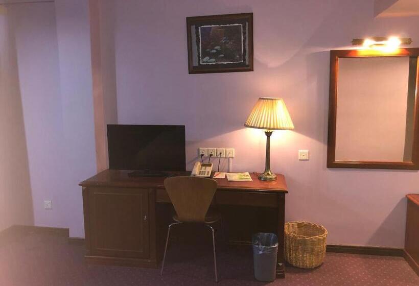 غرفة ديلوكس سرير كينج, King Park Hotel Tawau