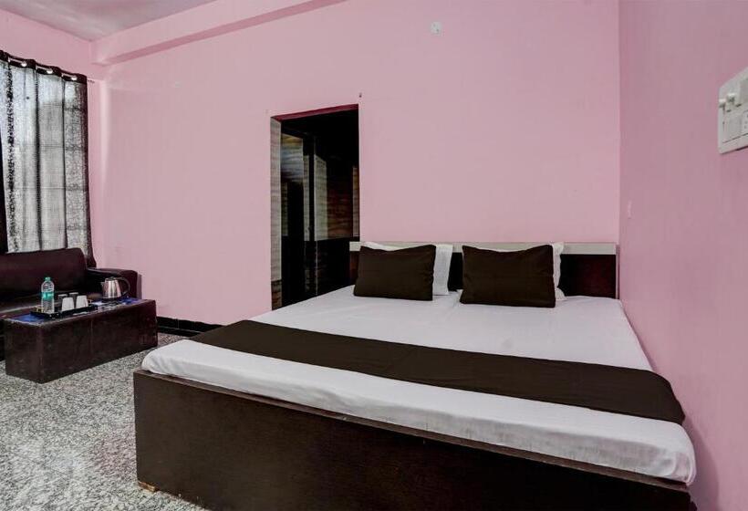 غرفة كلاسيكية ثلاثية, Oyo Flagship Hotel Radhe Inn