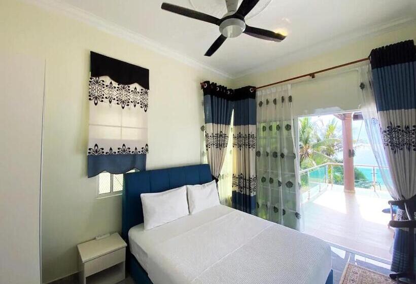غرفة قياسية مطلّة علي البحر, Coliving Che Beach House By Vale Pine