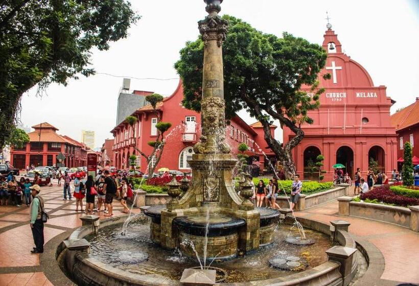 Standard Studio, The Straits Suite Cosy Twin 518