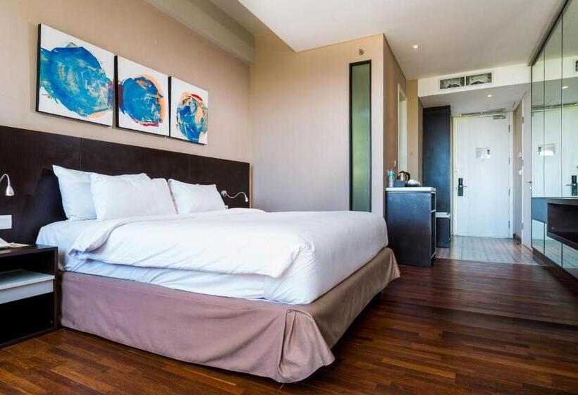 חדר דלוקס עם מרפסת, Amartahills Hotel And Resort