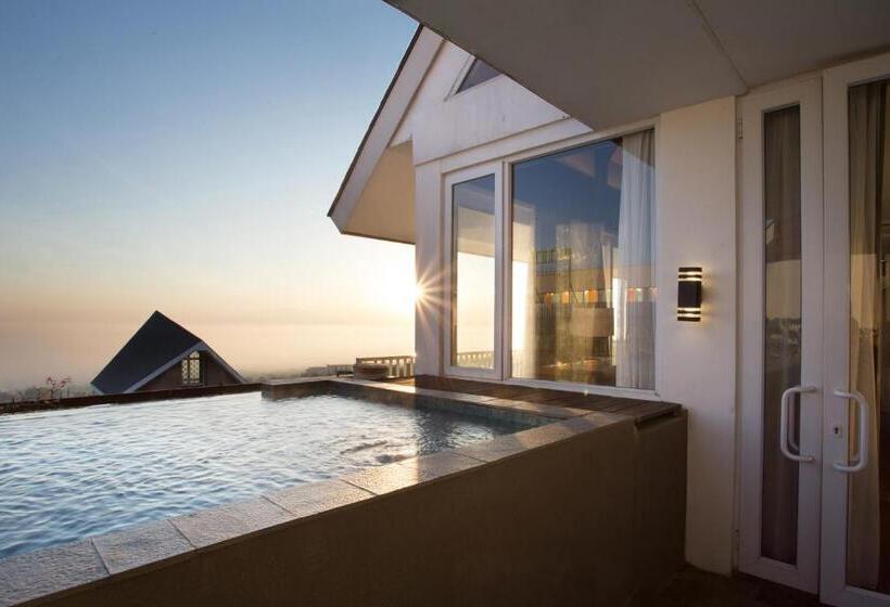 סוויטה, Amartahills Hotel And Resort