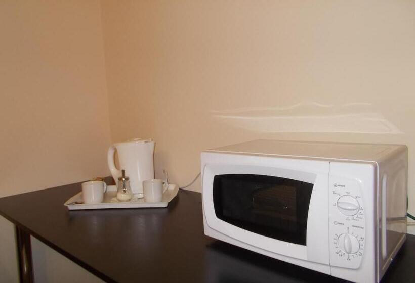 غرفة قياسية, éjjelibagoly Vendégház