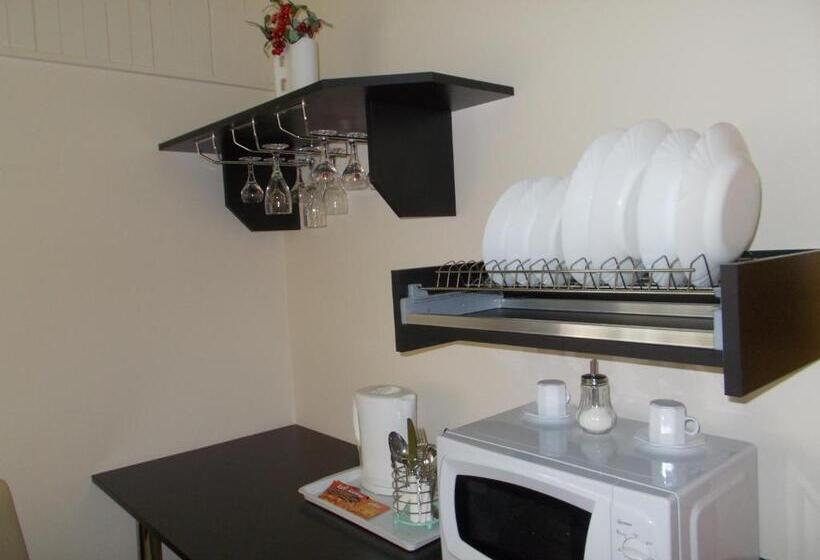 غرفة قياسية, éjjelibagoly Vendégház