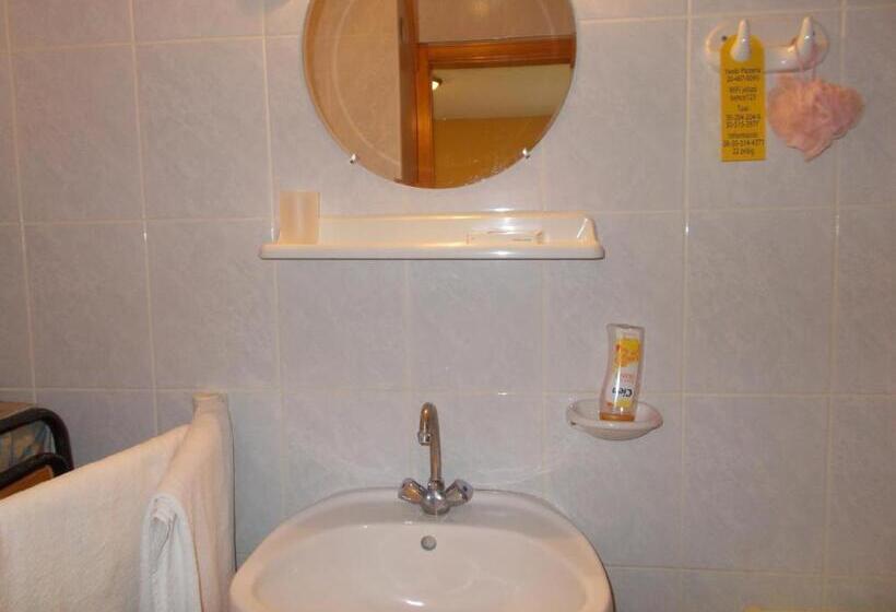 غرفة ديلوكس مزودة بشرفة, éjjelibagoly Vendégház