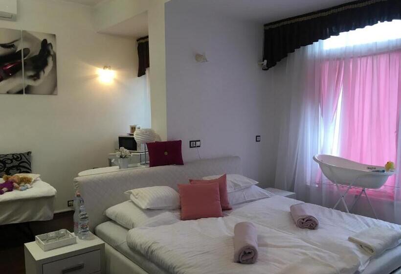 غرفة قياسية مطلّة علي الحديقة, éjjelibagoly Vendégház