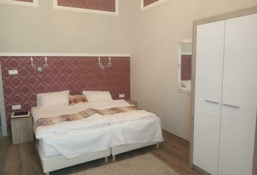 Номер Superior, Kakukk Panzió