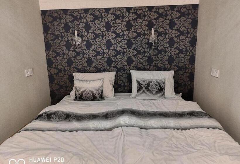 Номер Superior, Kakukk Panzió