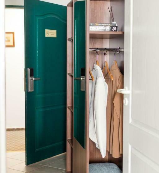 غرفة قياسية, Tercia Hubertus Panzió