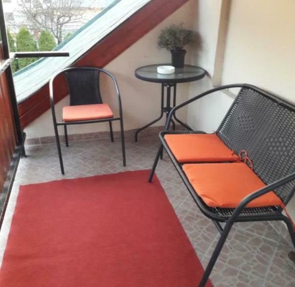 スタンダードトリプルルーム, Táltos Vendégház