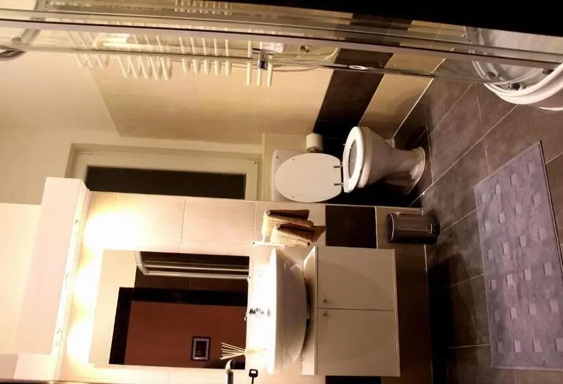 スタンダードトリプルルーム, Budapest Ville Bed & Breakfast