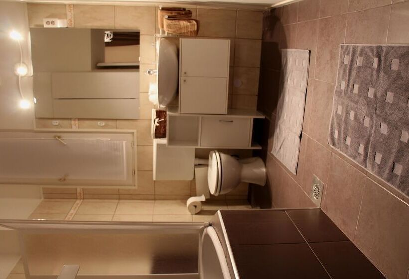 חדר דלוקס, Budapest Ville Bed & Breakfast