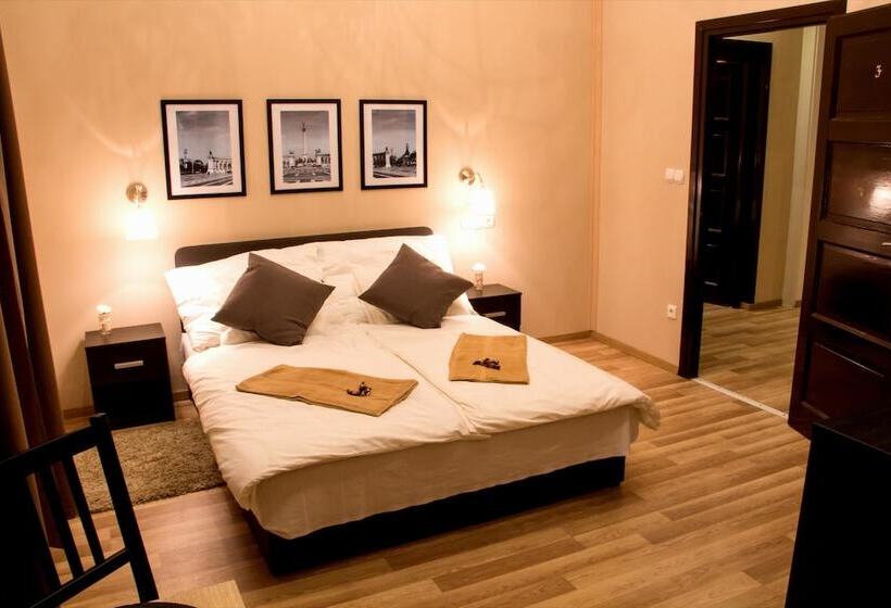 اتاق لوکس, Budapest Ville Bed & Breakfast