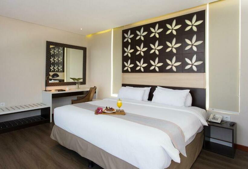 סוויטת ג'וניור עם מרפסת, Amartahills Hotel And Resort