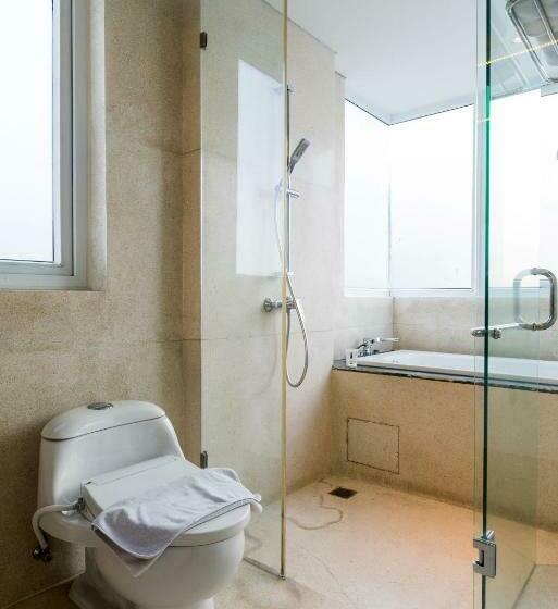 סוויטה אקזקיוטיב, Amartahills Hotel And Resort