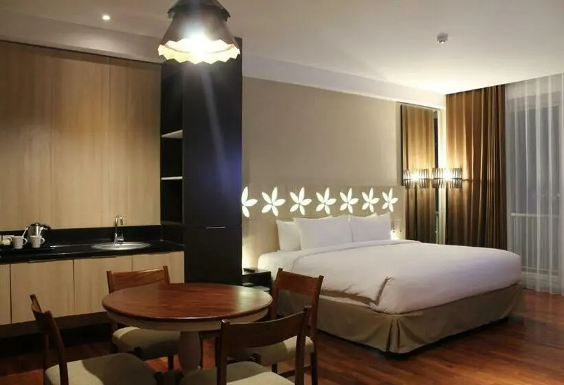 バルコニー付きジュニアスイート, Amartahills Hotel And Resort