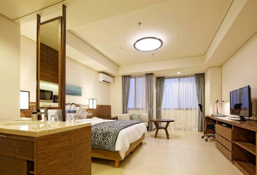 Номер Superior, Axia South Cikarang Service Apartment