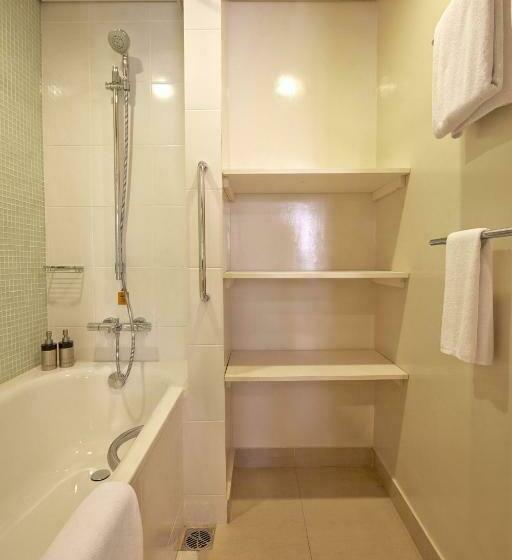 Номер Комфорт, Axia South Cikarang Service Apartment