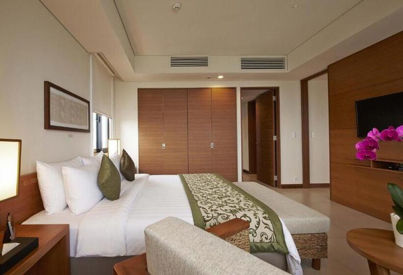 Люкс Премиум, Axia South Cikarang Service Apartment