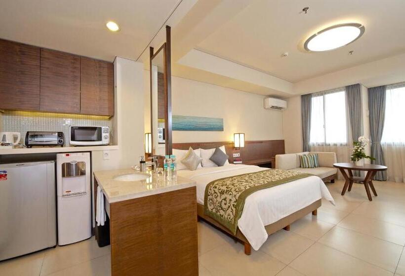 Номер Superior, Axia South Cikarang Service Apartment