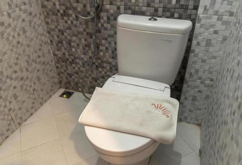 디럭스 룸, Bj Perdana