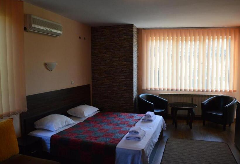 标准间带阳台, Bon Bon