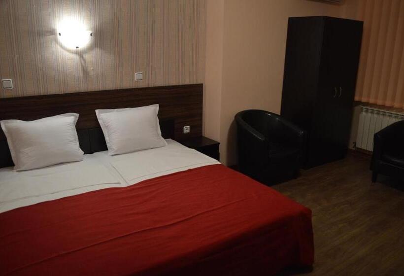 标准间带阳台, Bon Bon