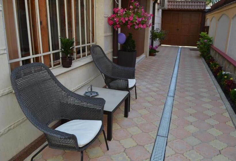 带阳台的豪华间, Bon Bon