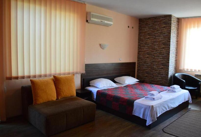 带阳台的豪华间, Bon Bon