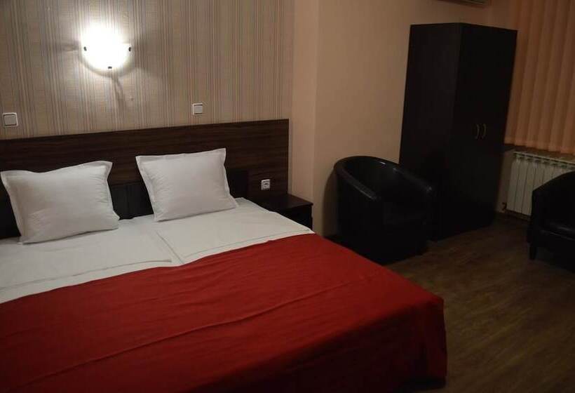 带阳台的豪华间, Bon Bon