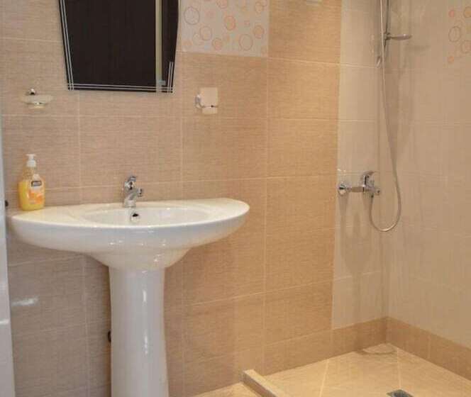 带阳台的豪华间, Bon Bon