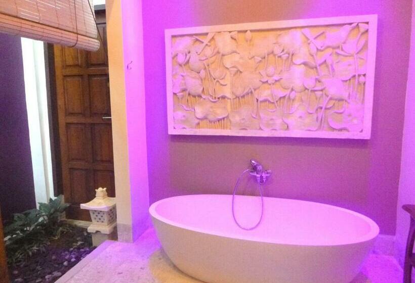 סוויטה, Casa De Amed