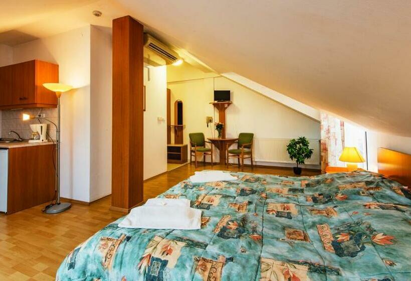 침실 1개 아파트, Forrás Zalakaros