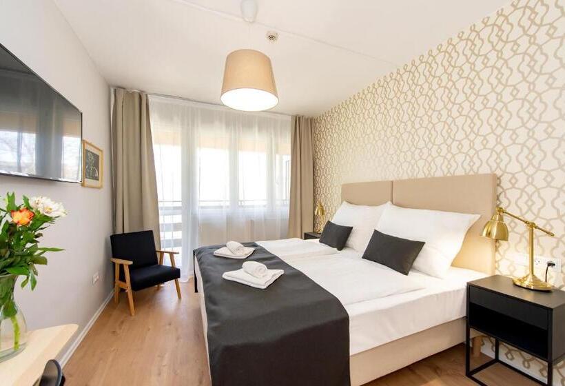 스탠다드 룸, Forrás Zalakaros