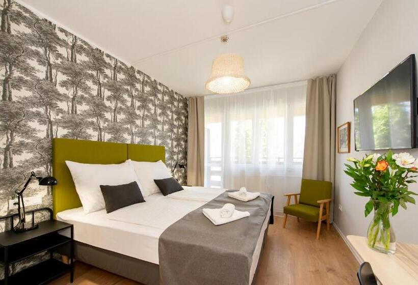 스탠다드 룸, Forrás Zalakaros