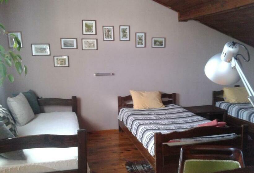 Номер Стандарт Трехместный, семеен хотел ресторант маламовата къща