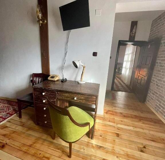 Номер Стандарт, семеен хотел ресторант маламовата къща