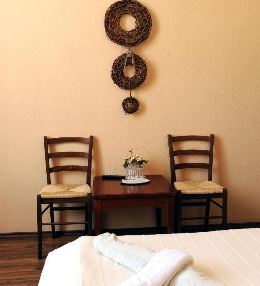 标准间, Oazis Panzió