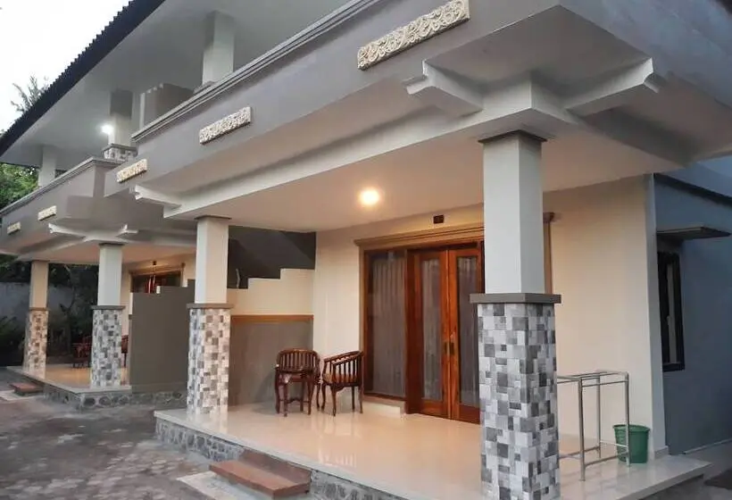 اتاق لوکس سه تخته, Puri Bali