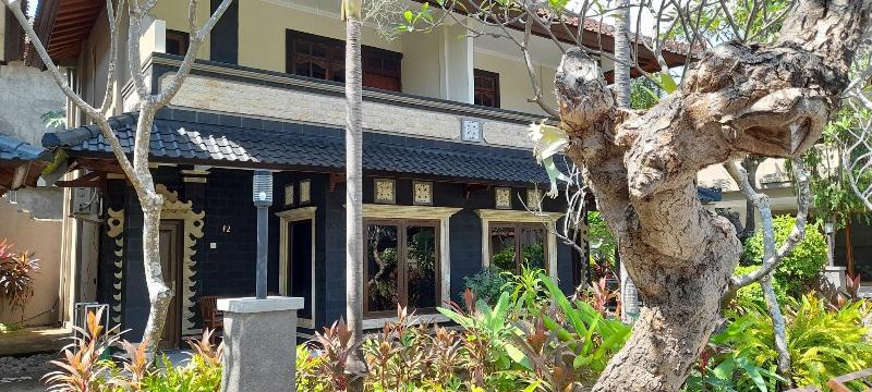 חדר משפחתי מקשר, Puri Bali