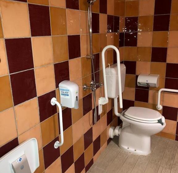 장애인을 위한 스탠다드 룸, Régi Posta étterem és Fogadó