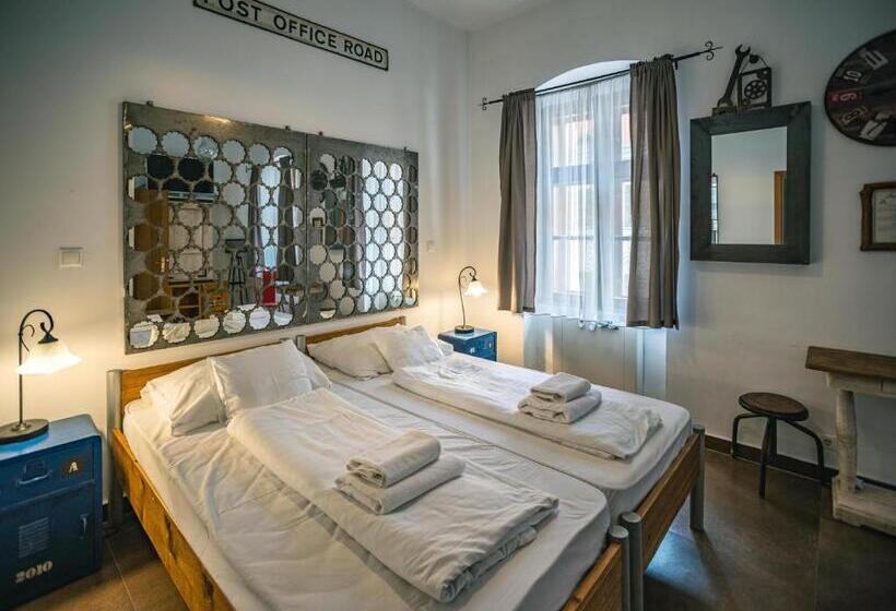 스탠다드 룸, Régi Posta étterem és Fogadó