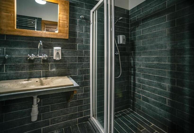 수피리어 룸, Régi Posta étterem és Fogadó